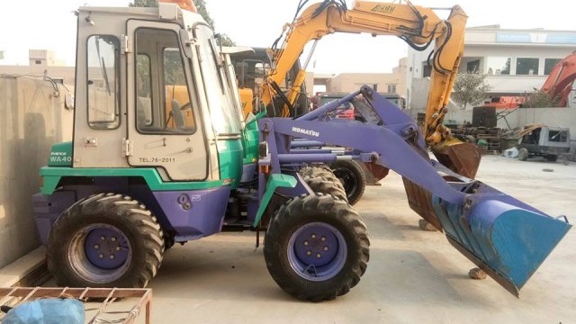 Komatsu WA40